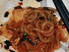 -诚铭记·虾仁汤包·成都小吃(融创店)