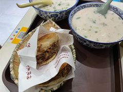 牛肉烧饼（多肉）-穆得·老周家牛肉烧饼(普利街店)