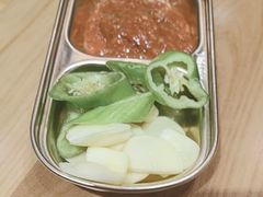 -青瓦餐厅·生鱼片·韩园烤肉(西塔店)