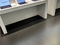 -Apple授权专营店(宝山万达店)