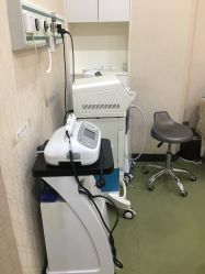 -斐研美医疗美容·眼周抗衰中心