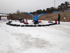 -华彬猛犸滑雪场