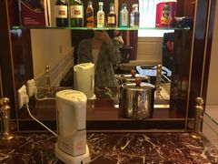 -深圳富苑皇冠假日套房酒店