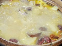 -广味炭炉鸡煲(宝业路分店)