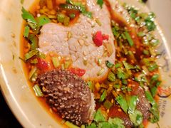 -小龙坎火锅(湖滨银泰in77店)