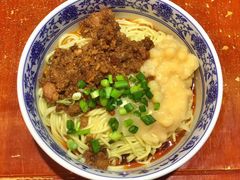 军哥豌豆面-邓记新一代糖油果子(四川煤管局供销公司职工宿舍店)