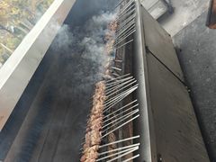 -烤肉小伙烤肉店