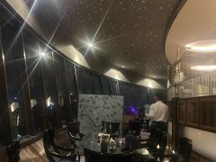 -广州花园酒店·凌璇阁旋转餐厅CAROUSEL360