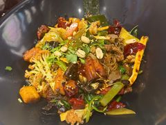 -醉人椒麻辣香锅(王府井喜悦店)