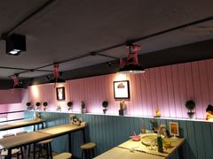 大堂-友达面馆·酸菜鱼面(钱塘区店)