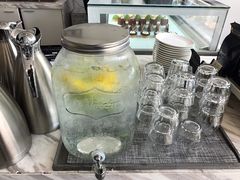 -UNI UNI(环亚凯瑟琳店)