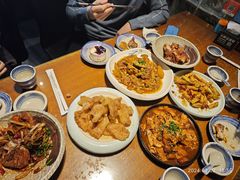 -95号酱骨·一块豆腐(展春园西路店)