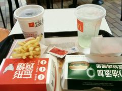 -麦当劳(湛江大厦店)