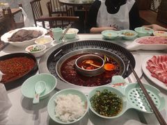 -晓宇重庆火锅(赛格国际购物中心店)