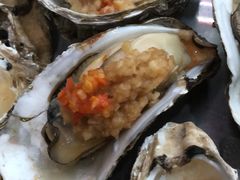 -蚝哥花姐湛江烤生蚝(美丽湾市场店)
