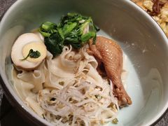 油泼扯面-丝路金桃·新疆菜(徐汇店)