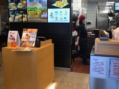 -麦当劳(展览路店)