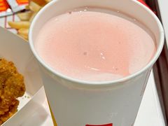 士多啤梨奶昔-麦当劳(新濠影汇店)