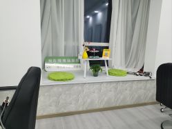 -LILI·HAIR SALON理理造型