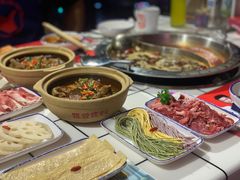-贤合庄卤味火锅(济南泉城路店)