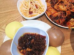 -三好食堂(煎饺·馄饨·肉饼米线·盛世广场店)