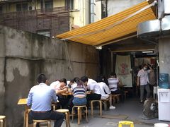 -沪西老弄堂面馆(定西路店)