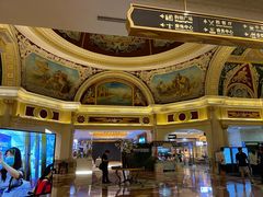 -江门新会碧桂园凤悦凤凰酒店(万达广场店)
