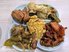 -晓宇盒饭(民安街店)
