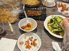 -老街烧烤大排档·地道湖北菜·龙虾馆(汉口火车站店)