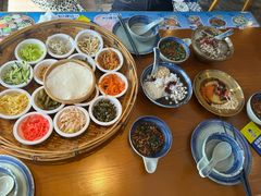 -包整·丝娃娃(一览甲秀楼风景店)