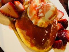 -Pancakes on the rocks(Darling Harbour)