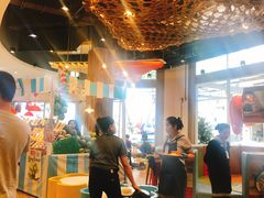 -滨海尚泰美食广场