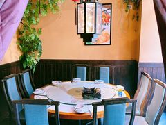 -小凤庭·地道湖北菜武昌鱼·藕汤(38年黄鹤楼店)