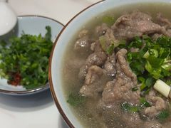 -犇逸·乐山跷脚牛肉·四川现炒(览海店)