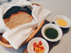 -GreyWhale灰鲸餐厅(武汉国际广场店)