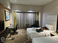 -上海虹桥西郊假日酒店