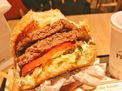 -The Habit Burger Grill 哈比特汉堡(复兴soho店)
