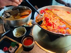 -湊湊火锅·茶憩(新中关购物中心店)