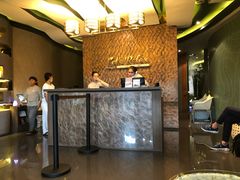 -Let’s Relax Spa(Terminal 21 Asok)