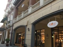 -王府井奥莱临潼小镇(临潼店)