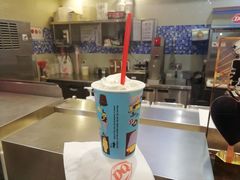 -DQ·蛋糕·冰淇淋(浦江欢乐颂店)
