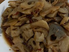 -美顺香食府鱼头老店(雪野湖店)