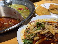 -大众跷脚牛肉馆·非遗传承单位(峨眉山店)