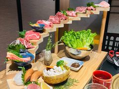 -山川小町·极番烧肉(新地假日广场店)