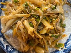 -蜗牛小馆醉乡民谣云南菜(惠新西里店)