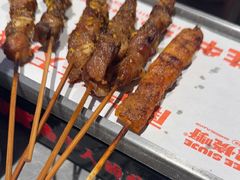-威记烧嘢·南宁烧烤·超级生牛(绿地店)