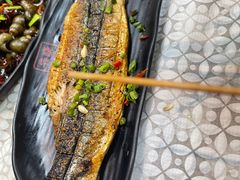 -云晓光头烧烤吧(德平路店)