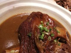 -吴记酱骨炖菜馆(康安路店)
