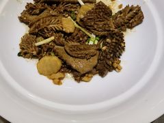 -闫府私房菜·老字号(恒隆店)