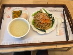 -莉泽月子中心(凯旋江景店)